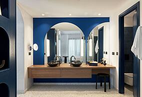 LYO Boutique Hotel
