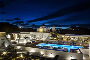 Amyth of Mykonos Super Paradise