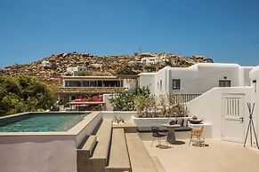 LYO Boutique Hotel