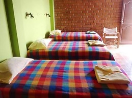 Hostal Camping Naylamp - Hostel