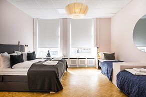 The Mile 1 by Daniel&Jacob’s