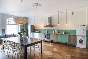 The Mile 1 by Daniel&Jacob’s