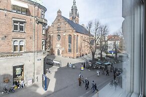 The Mile 1 by Daniel&Jacob’s