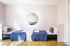 The Mile 1 by Daniel&Jacob’s