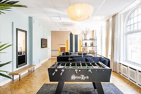 The Mile 1 by Daniel&Jacob’s