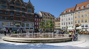 The Mile 1 by Daniel&Jacob’s