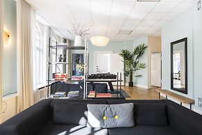 The Mile 1 by Daniel&Jacob’s