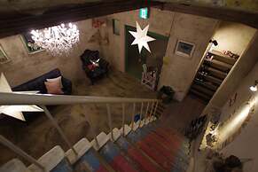 Cinnamon Guest House Dogo - Hostel