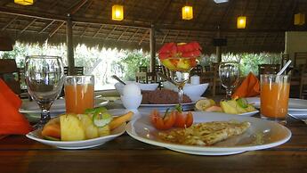 Giman Free Beach Resort