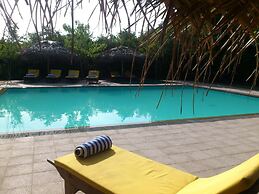 Giman Free Beach Resort