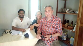 Giman Free Beach Resort