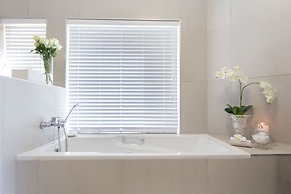 Ocean Watch Guest House