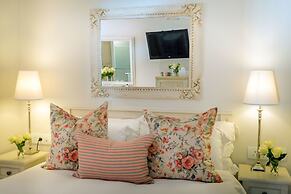 Ocean Watch Guest House