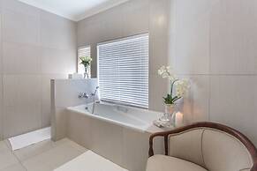 Ocean Watch Guest House