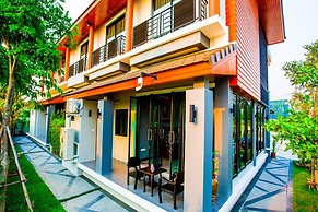 Aziss Boutique Hotel