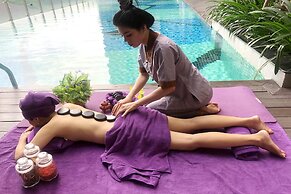 Sunny Saigon Apartments & Hotel