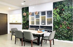 Sunny Saigon Apartments & Hotel