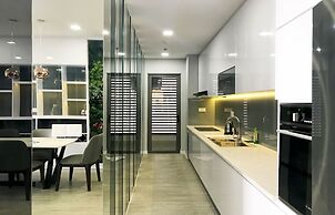 Sunny Saigon Apartments & Hotel