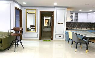 Sunny Saigon Apartments & Hotel