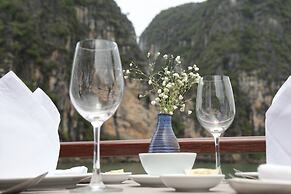 Secret Halong Cruise