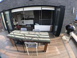 Myeongdong Artmonstay Guesthouse