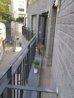 Myeongdong Artmonstay Guesthouse