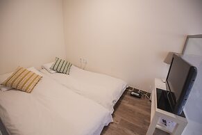 Myeongdong Artmonstay Guesthouse