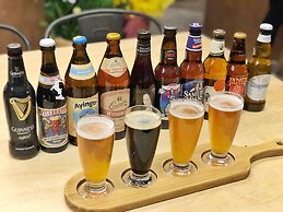 Myeongdong Artmonstay Guesthouse