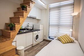 Myeongdong Artmonstay Guesthouse