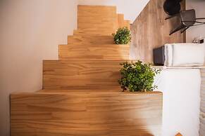 Myeongdong Artmonstay Guesthouse