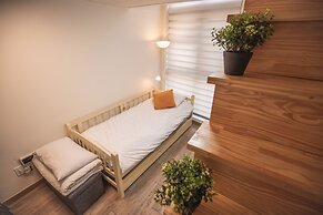 Myeongdong Artmonstay Guesthouse