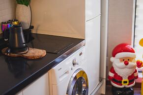 Myeongdong Artmonstay Guesthouse