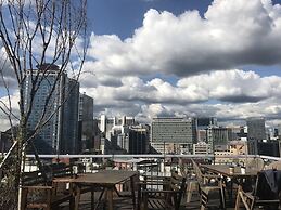 Myeongdong Artmonstay Guesthouse