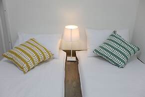 Myeongdong Artmonstay Guesthouse