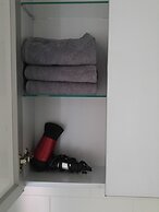 Myeongdong Artmonstay Guesthouse