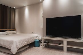Myeongdong Artmonstay Guesthouse