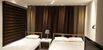 Myeongdong Artmonstay Guesthouse