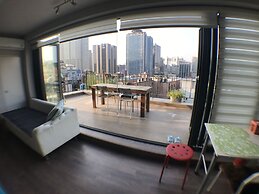 Myeongdong Artmonstay Guesthouse