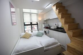Myeongdong Artmonstay Guesthouse