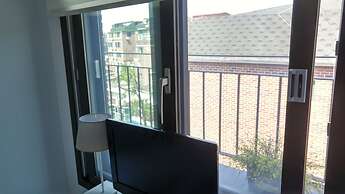 Myeongdong Artmonstay Guesthouse