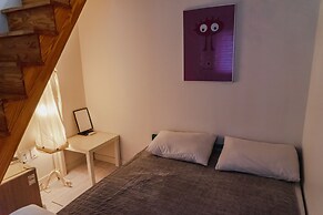 Myeongdong Artmonstay Guesthouse