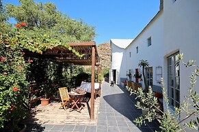 Kogman and Keisie Guest Farm