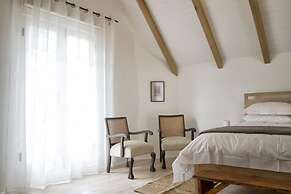 Kogman and Keisie Guest Farm