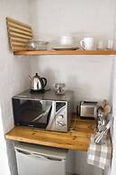 Kogman and Keisie Guest Farm