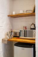 Kogman and Keisie Guest Farm