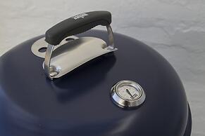 Kogman and Keisie Guest Farm