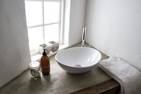 Kogman and Keisie Guest Farm