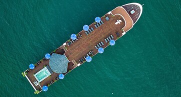 Rosa Cruise Halong