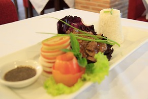 Mekong Angkor Palace Inn