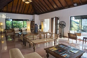 Villa Escondite